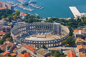 амфитеатъра в магическата Пула